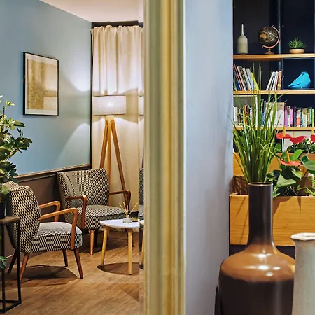 Magenta 38 By Happyculture 3* Parigi
