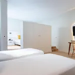 Hotel Magenta 38 By Happyculture