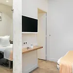 Hotel Magenta 38 By Happyculture