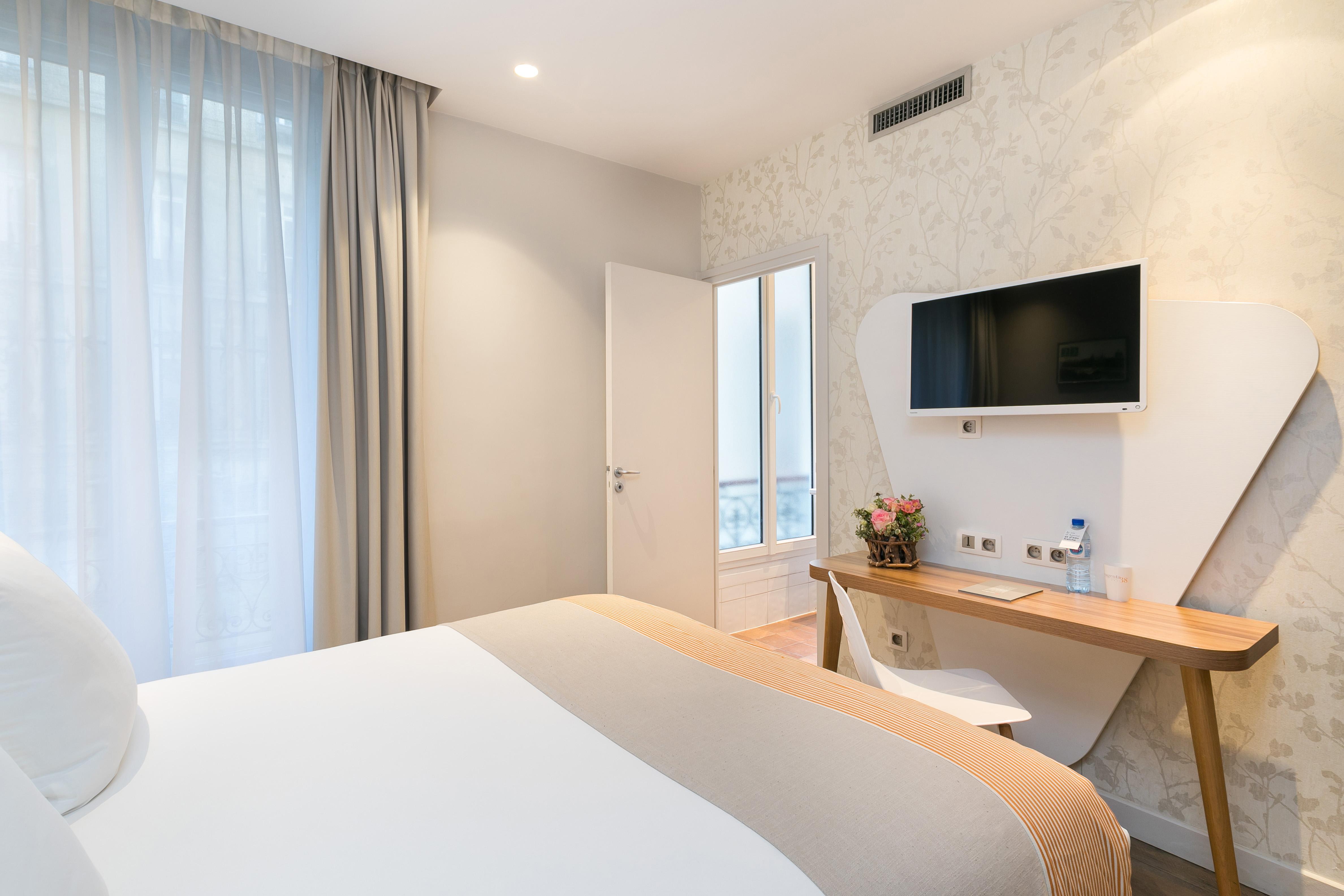 Magenta 38 By Happyculture 3* Parigi