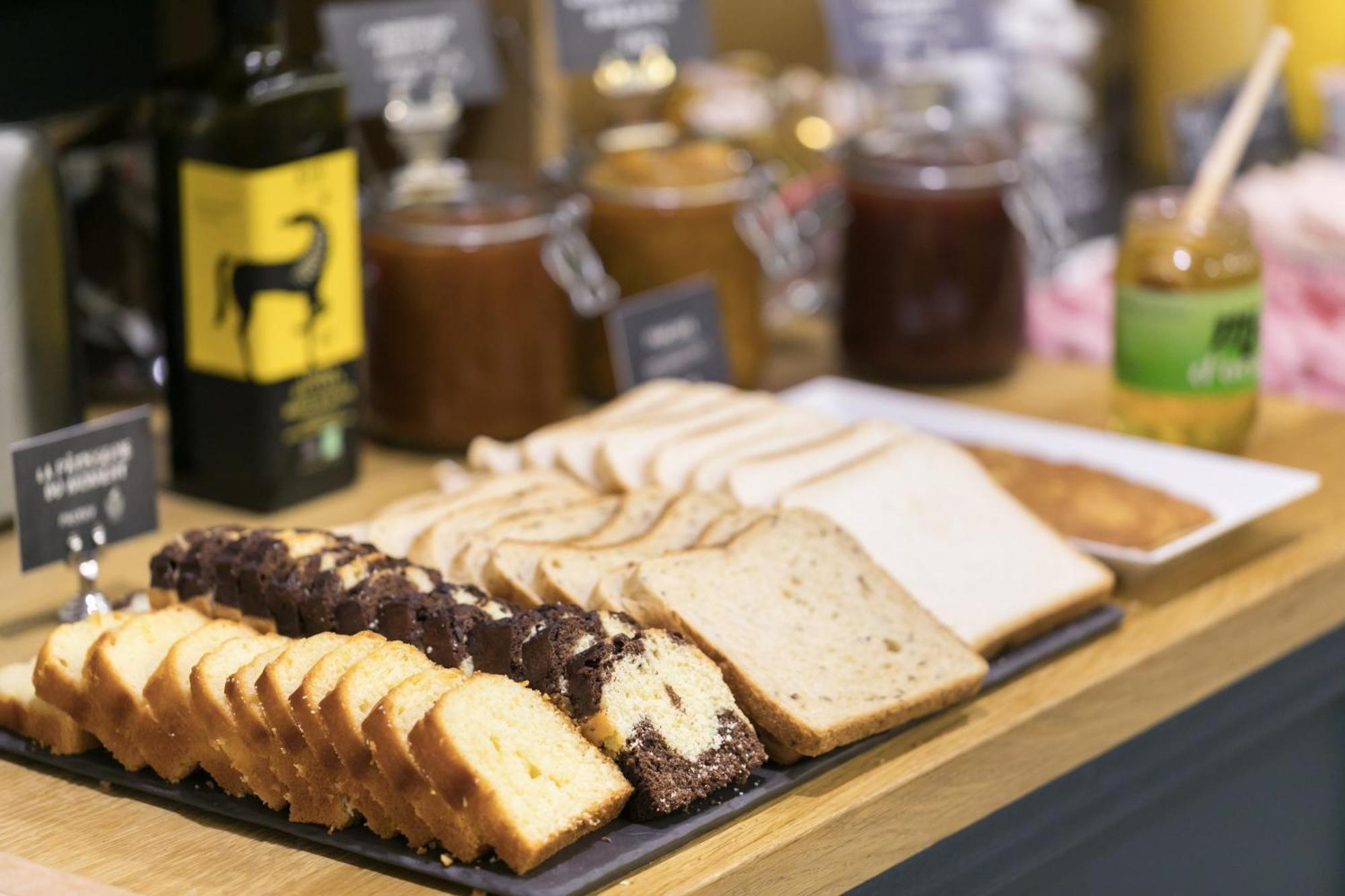 Magenta 38 By Happyculture