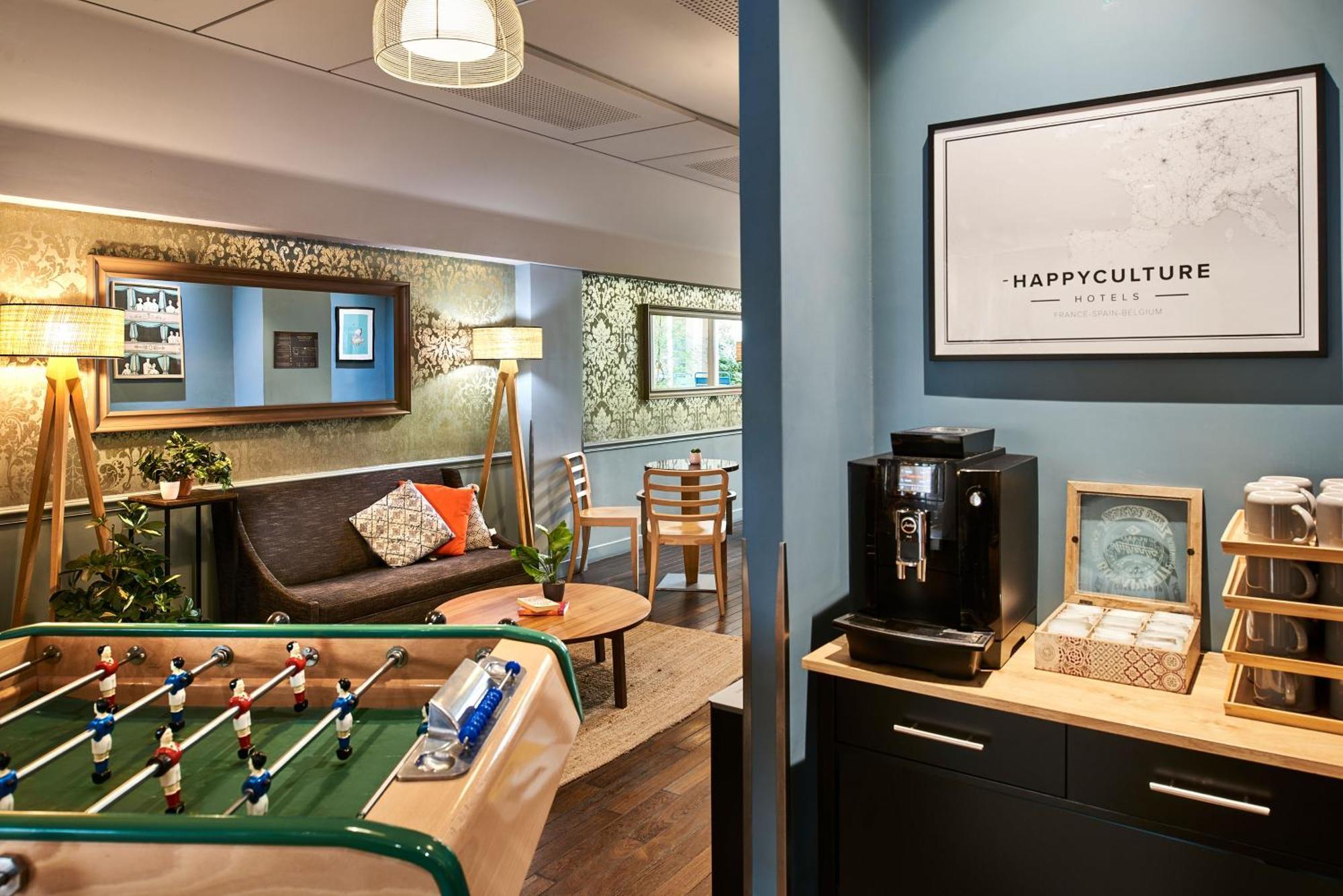 Hotel Magenta 38 By Happyculture