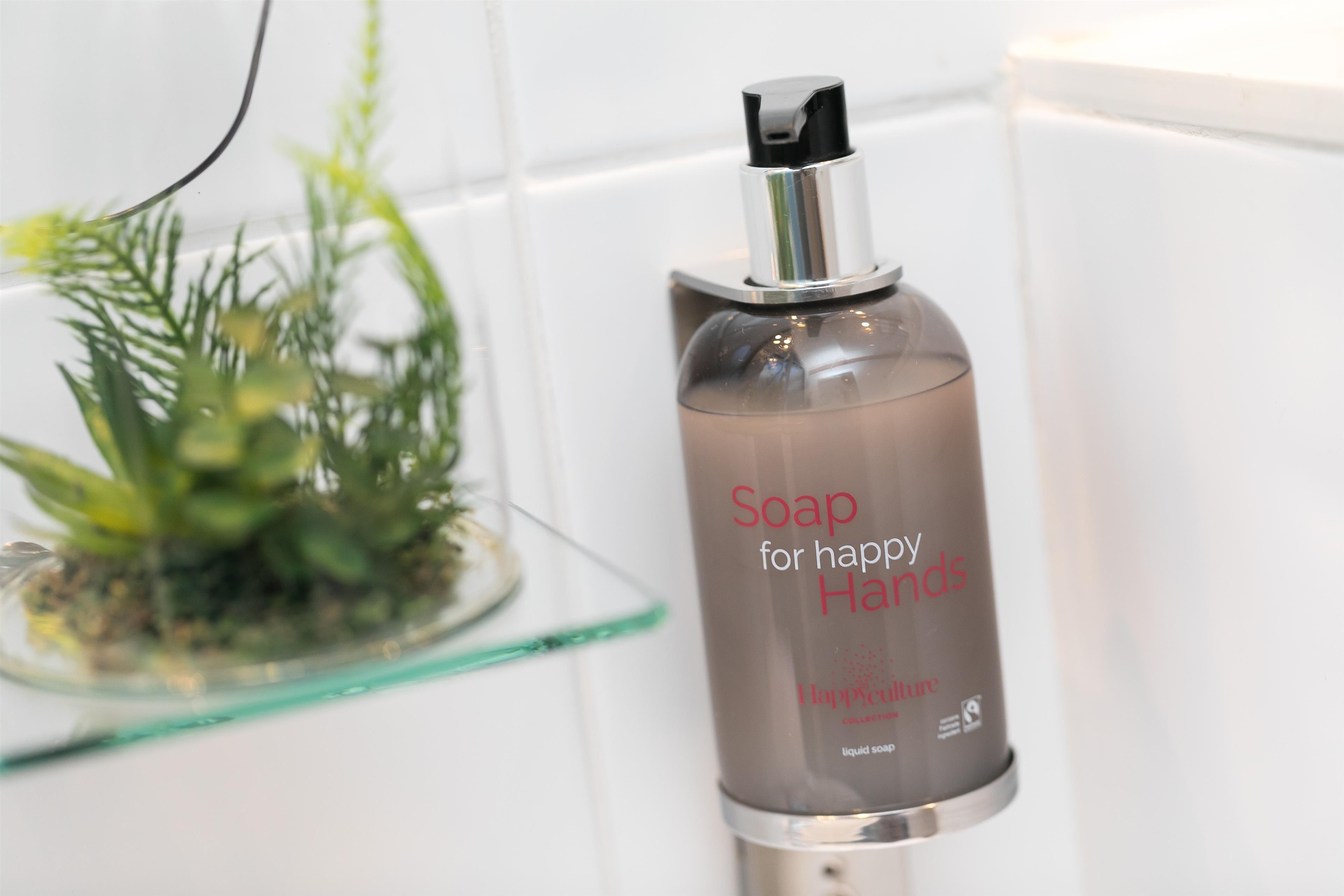 Magenta 38 By Happyculture 3* Paris